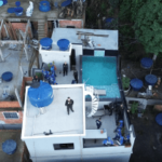 Parede falsa em mansão da Rocinha escondia passagem secreta; veja vídeo